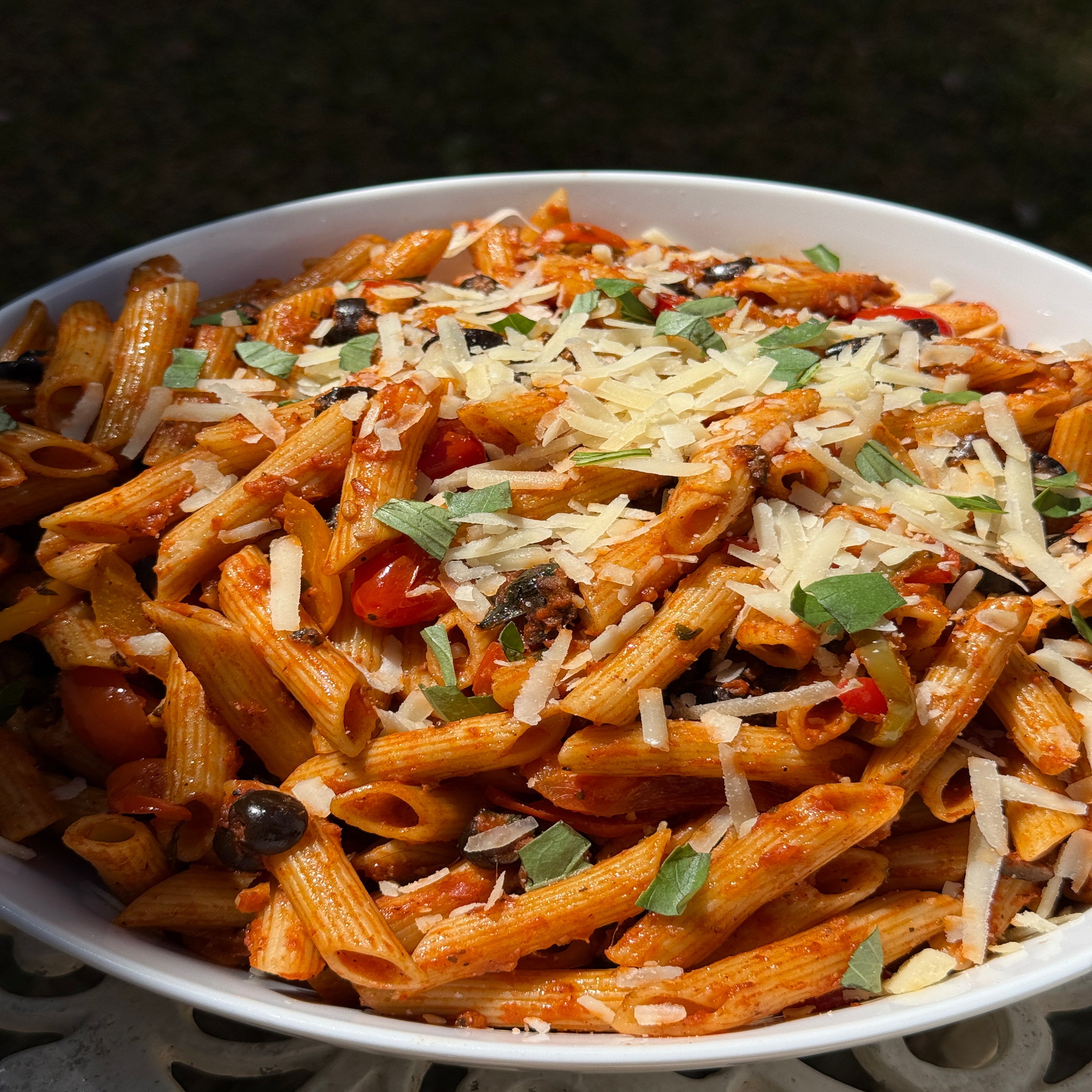 Family Penne Arrabiata (everyday)  بيني العيلة